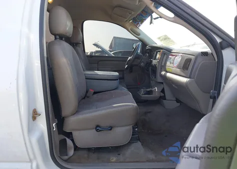 2004 Dodge Ram 1500 St z USA, uszkodzony, nr VIN 1D7HA16N84J213812